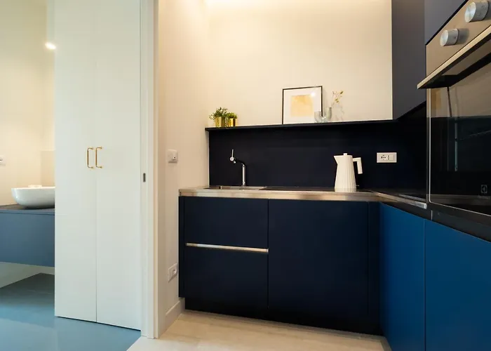 Realkasa Gallery Blue * بولونيا